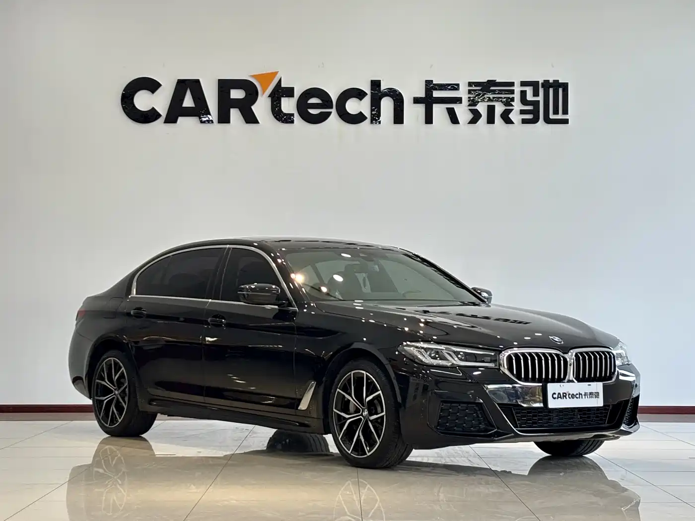 BMW 5 Series 2022 Model Third Facelift 530Li Premium M Sport Package фото 3