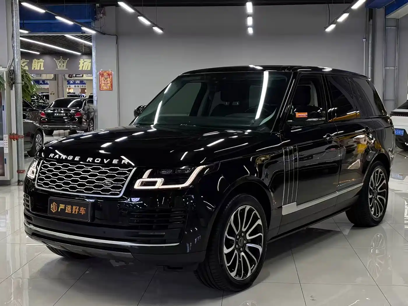 Land Rover Range Rover 2018 3.0 SC V6 Golden Age Edition