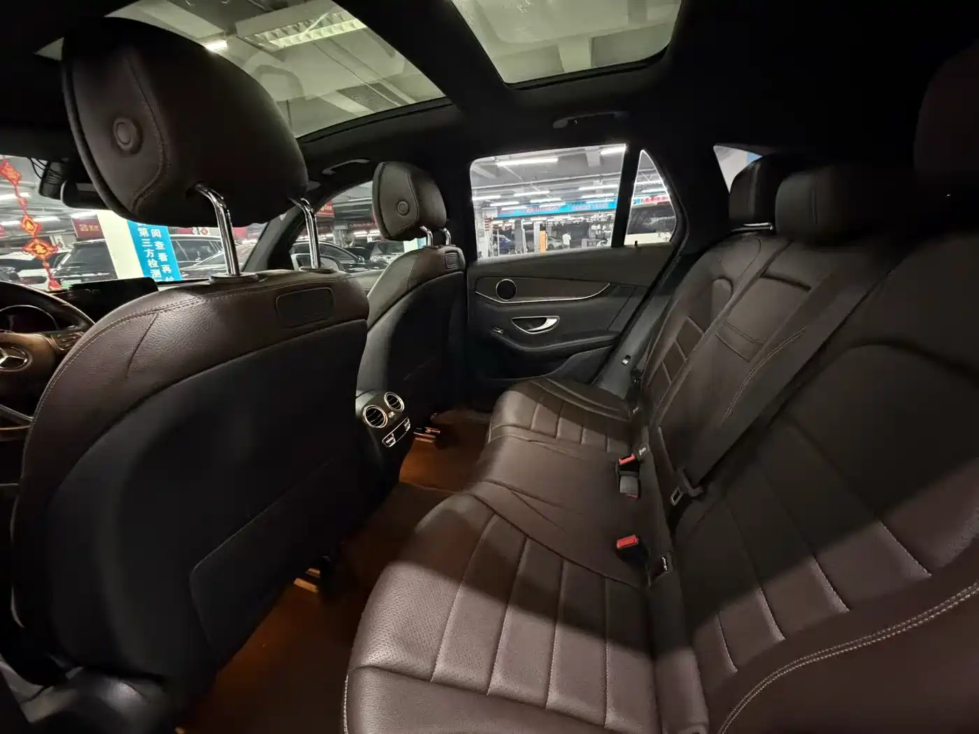Mercedes-Benz GLC 2016 GLC 300 4MATIC Dynamic фото 5