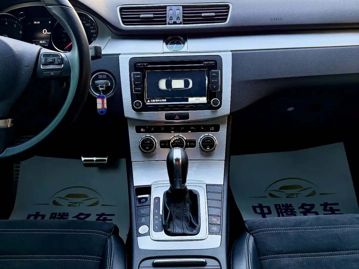 Volkswagen FAW-Volkswagen CC 2016 Model 1.8TSI Luxury фото 18