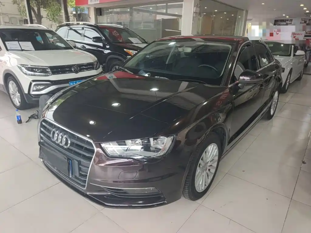 Фото 2 - Audi A3