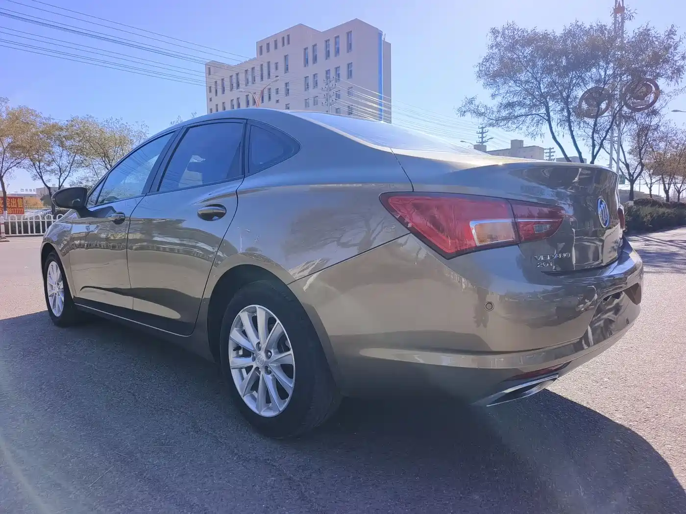 Buick Verano 2015 Sedan 20T Dual-clutch Leading фото 6