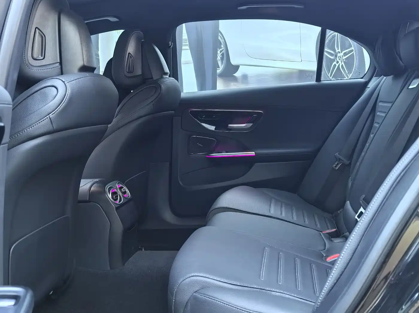Mercedes-Benz C-Class 2024 Facelift C 260 L Sport фото 6