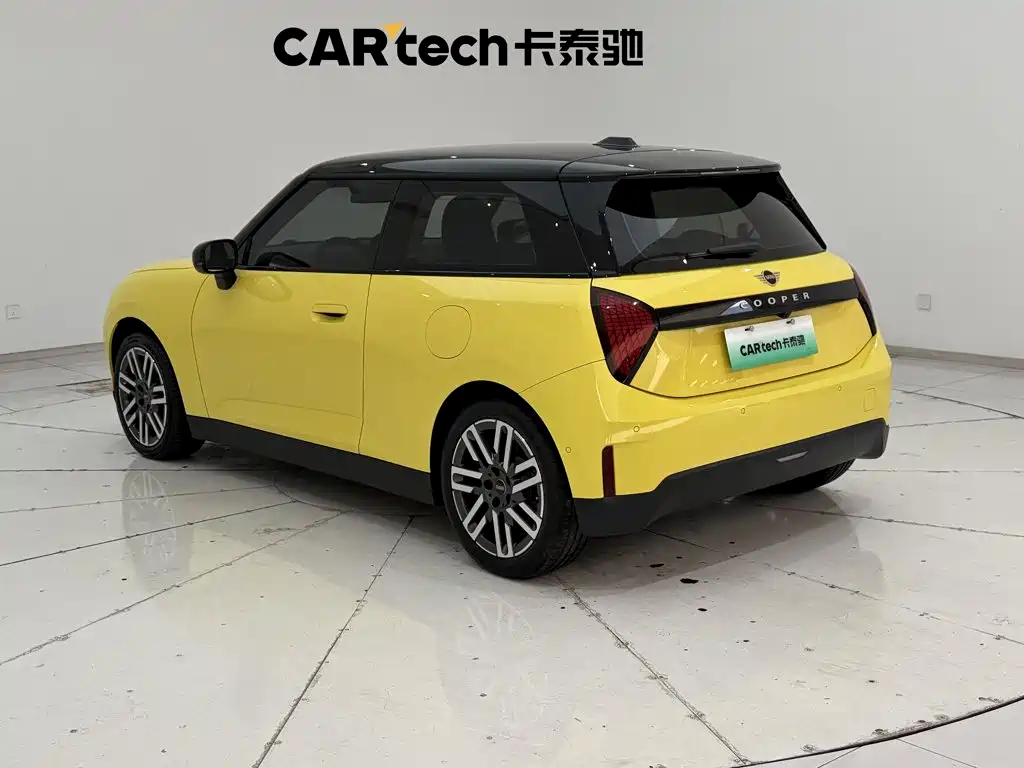 MINI Electric MINI COOPER 2024 2024 456km COOPER E Classic