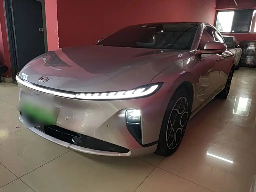 Changan Qiyuan A07 2025 Pure Electric Deluxe Edition 710 Long Range