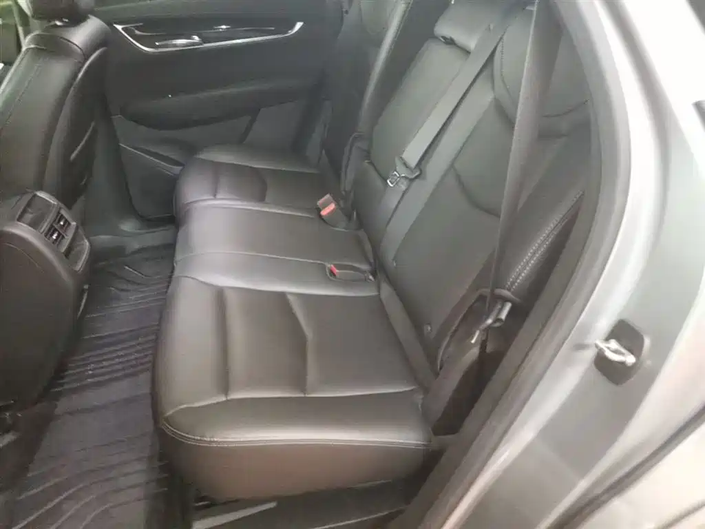 Cadillac XT5 2022 2.0T 2WD Luxury фото 17