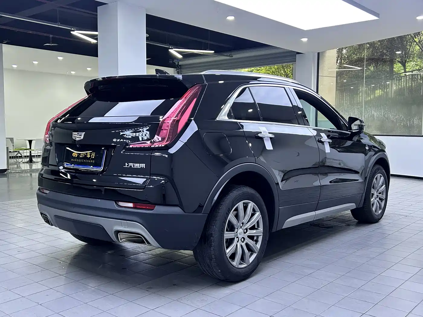 Cadillac XT4 2018 28T FWD Leading Edition фото 9