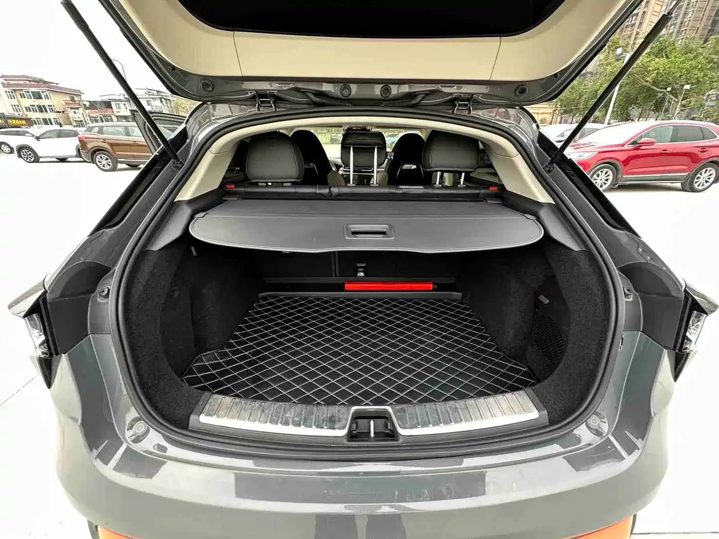 Lynk & Co 02 2018 Model 1.5T DCT 2WD Yao Pro Edition China V фото 9