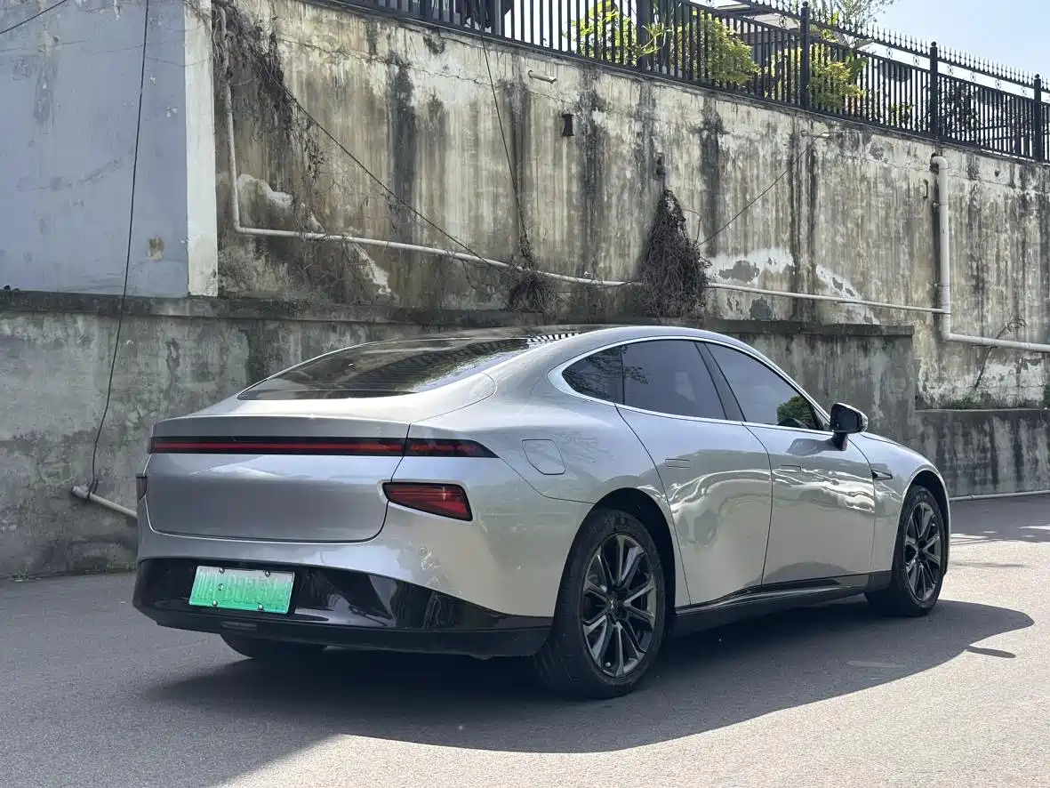 XIAOPENG P7