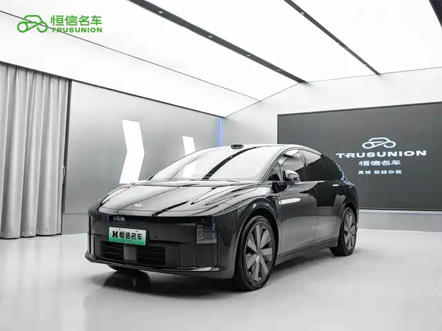 Li Auto i6 2025 4WD Base Model