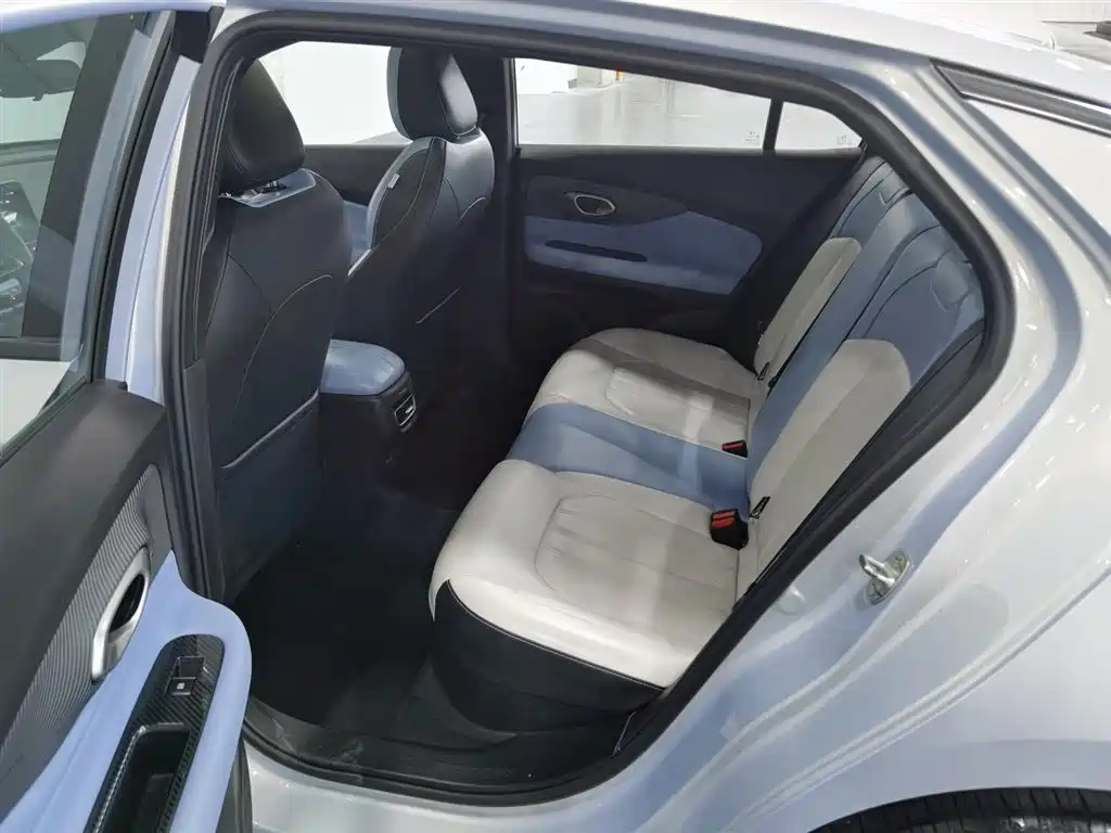GAC Trumpchi Trumpchi Emkoo 2023 Shadow Leopard H High-Efficiency Hybrid фото 15