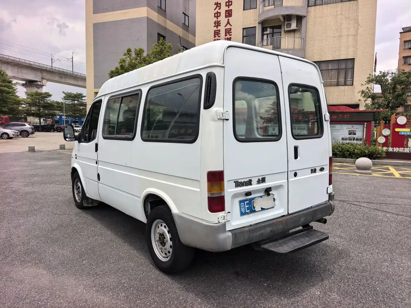 Ford Classic Transit 2016 2016 Model 2.8T Diesel Short Wheelbase 6-Seat Medium Roof Multi-Purpose Vehicle JX493ZLQ4