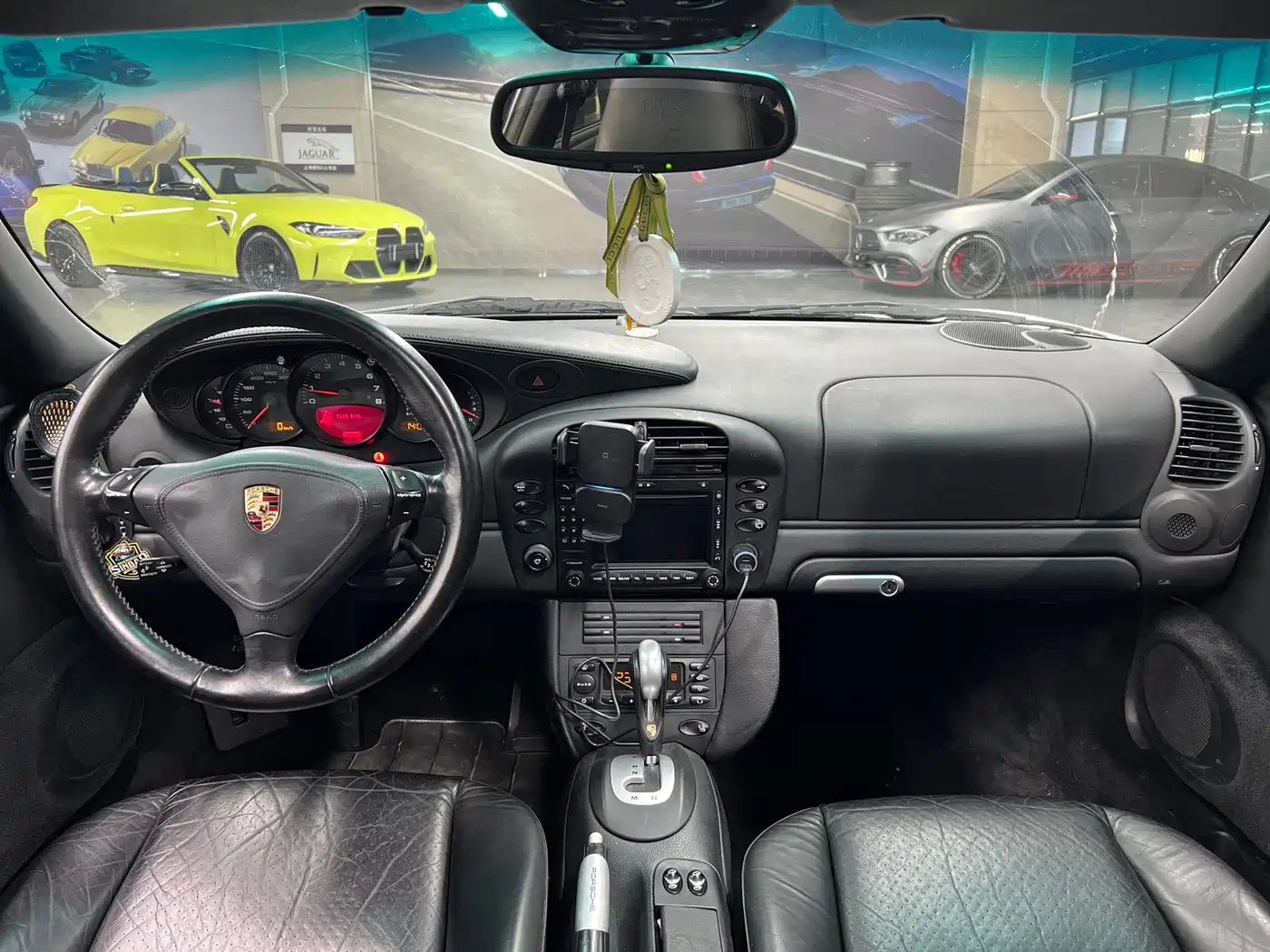 Porsche 911 2005 Carrera 4 AT 3.6L фото 15