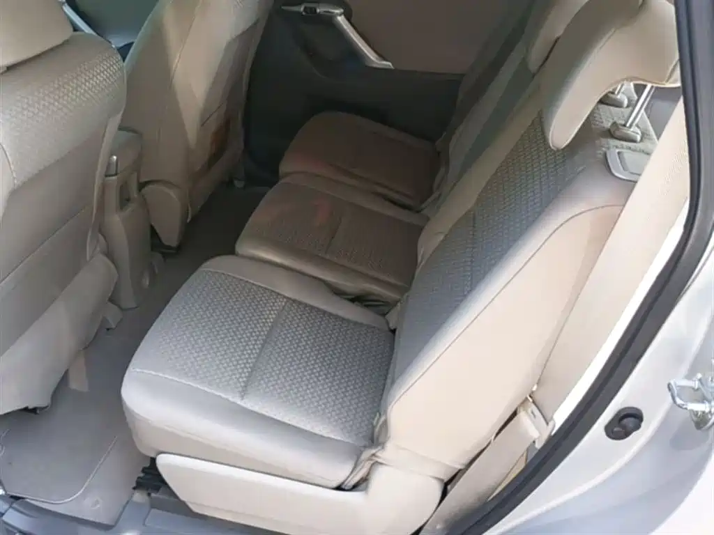 Toyota E'Z 2011 180E CVT Elite Edition фото 17