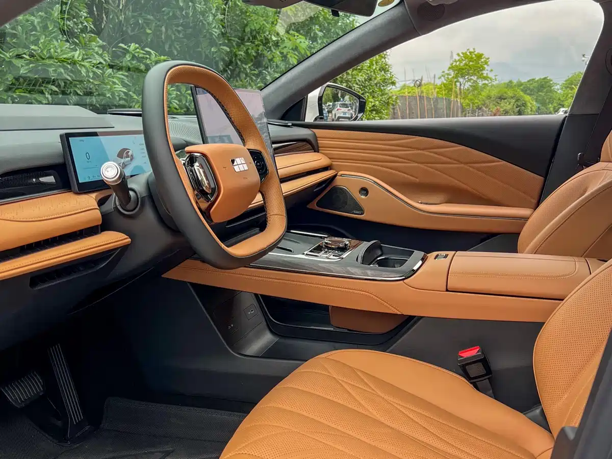 Geely Galaxy Galaxy Xingyao 8 2025 130km EM-P Starship Edition фото 13