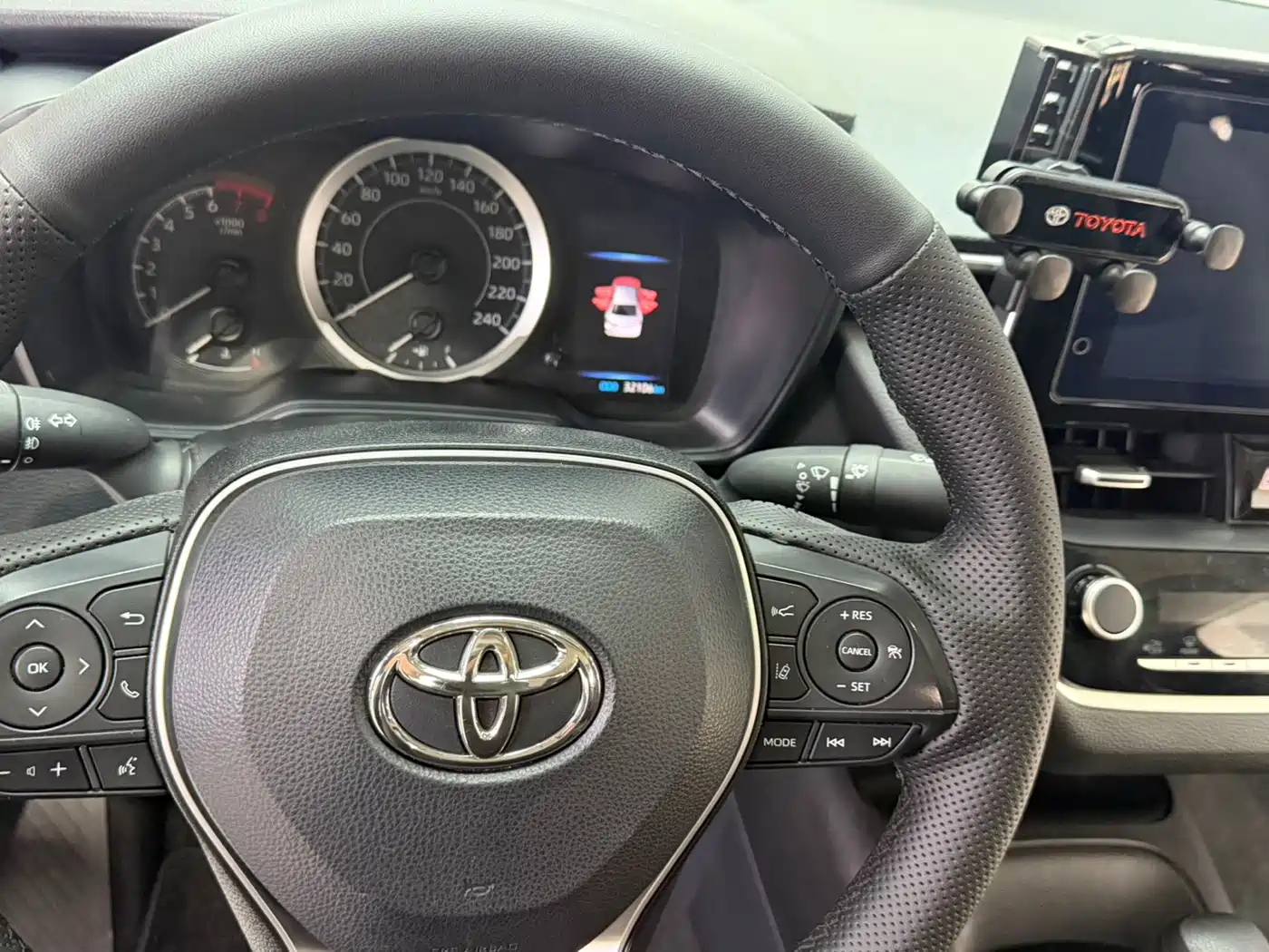 Toyota Corolla 2023 1.2T Elite Edition фото 12