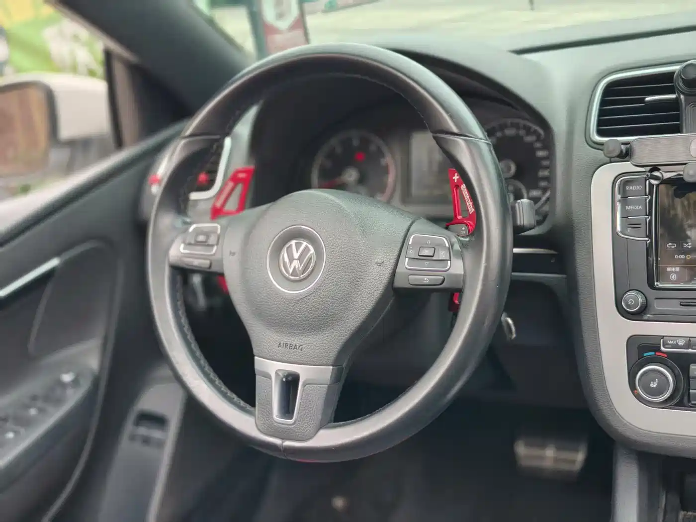 Volkswagen Eos 2011 Model 2.0TSI фото 9