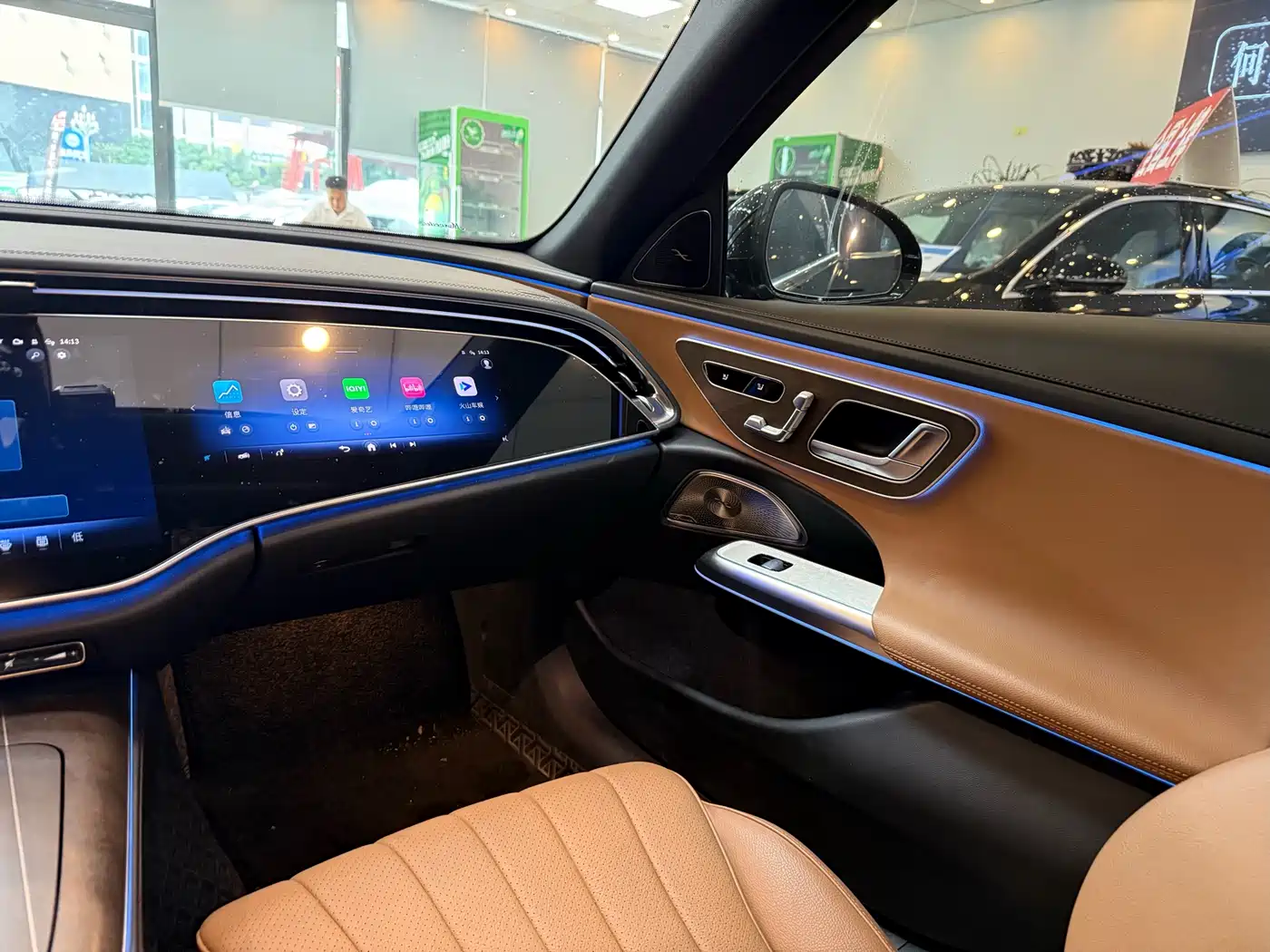 Mercedes-Benz E-Class 2024 Model E 300 L Luxury фото 18