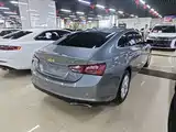 Photo 7 - Chevrolet Malibu XL