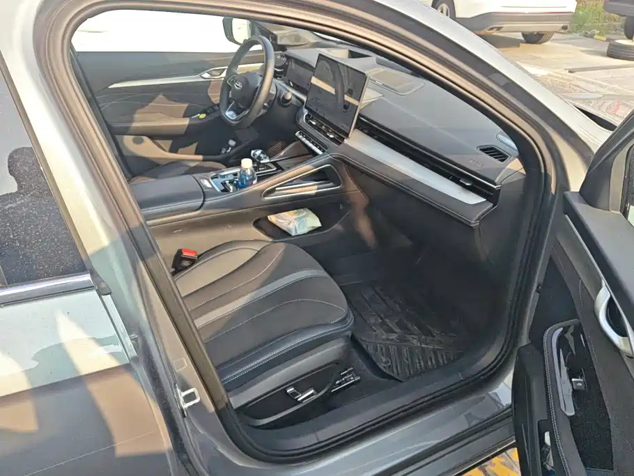 Geely Preface 2025 2026 Orient Yao 2.0TD Moonview Edition