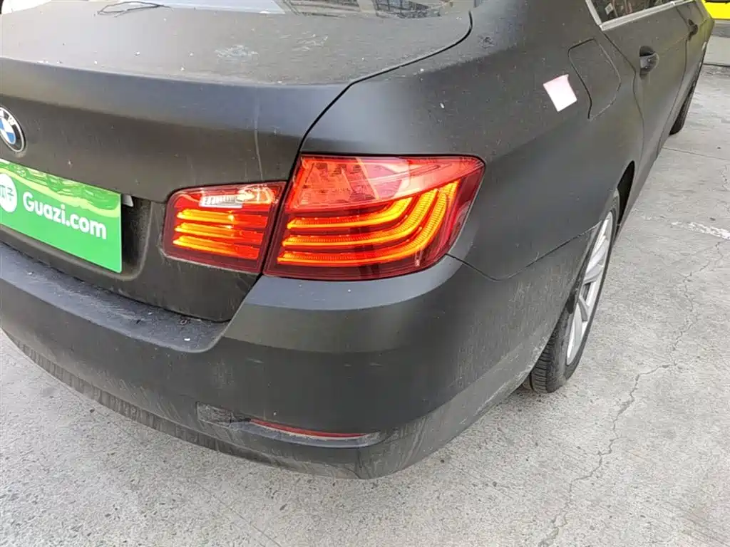 BMW 5 Series 2017 520Li Classic Edition фото 8