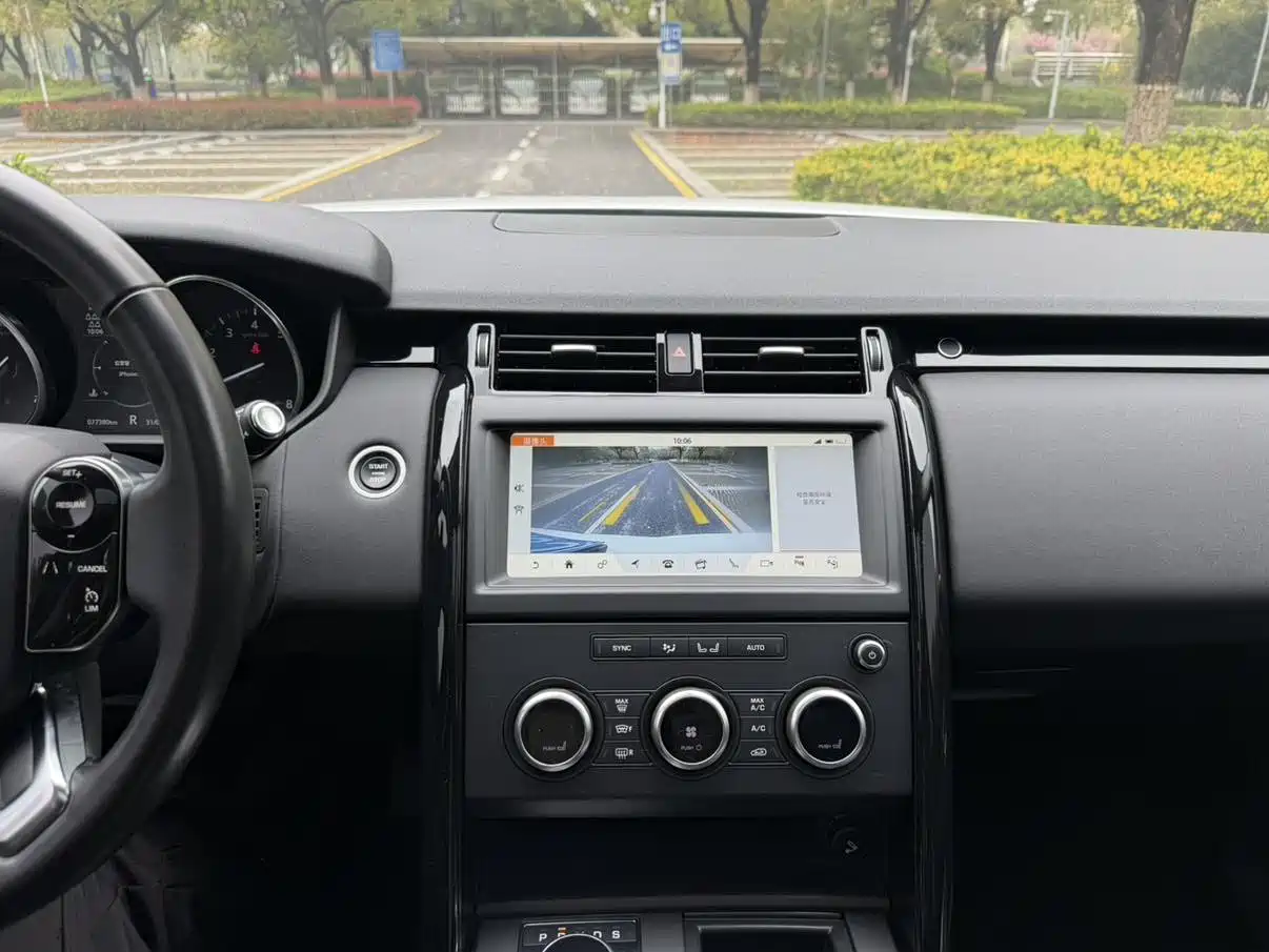 Land Rover Discovery 2018 3.0 SC V6 SE фото 9