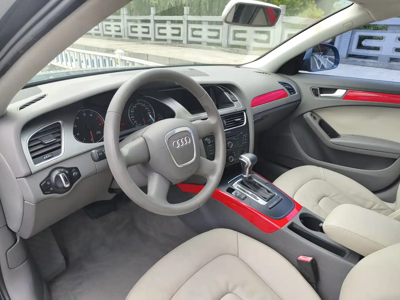 Audi A4L 2009 2.0 TFSI Comfort фото 12