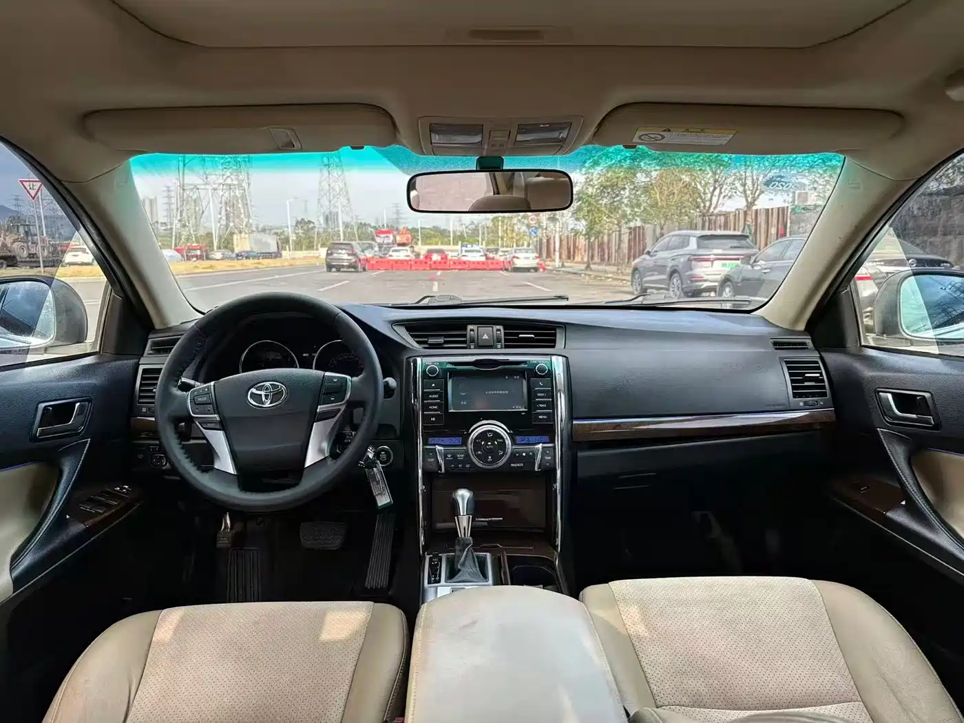 Toyota Reiz 2013 2.5V Premium Edition фото 11