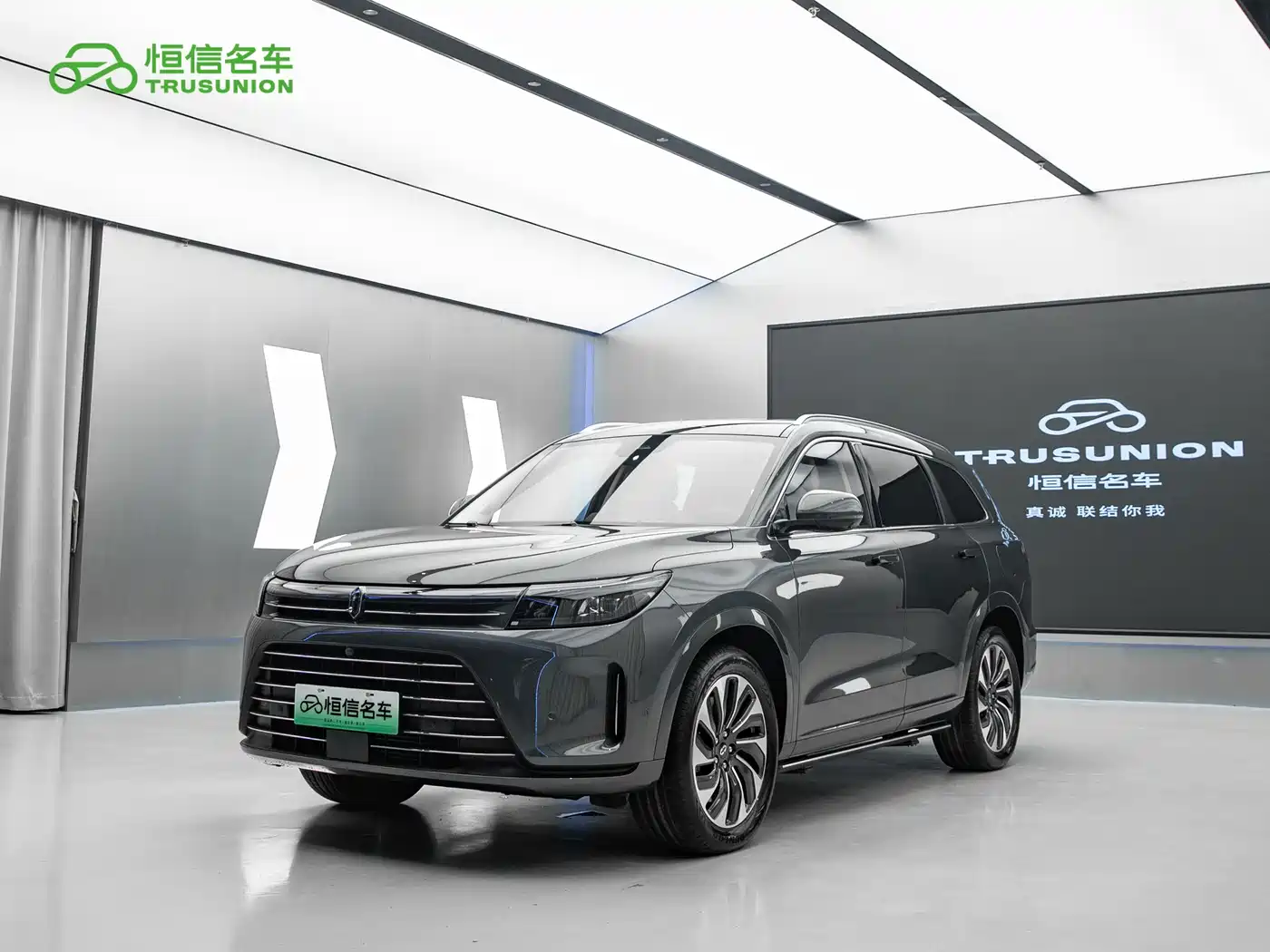 AITO Wenjie AITO M7 2022 1.5T AWD Luxury Edition