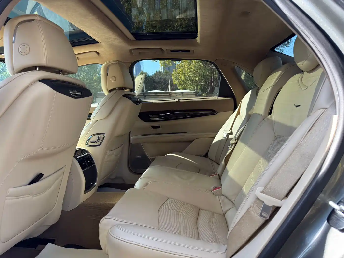 Cadillac CT6 2016 40T Platinum Edition фото 10