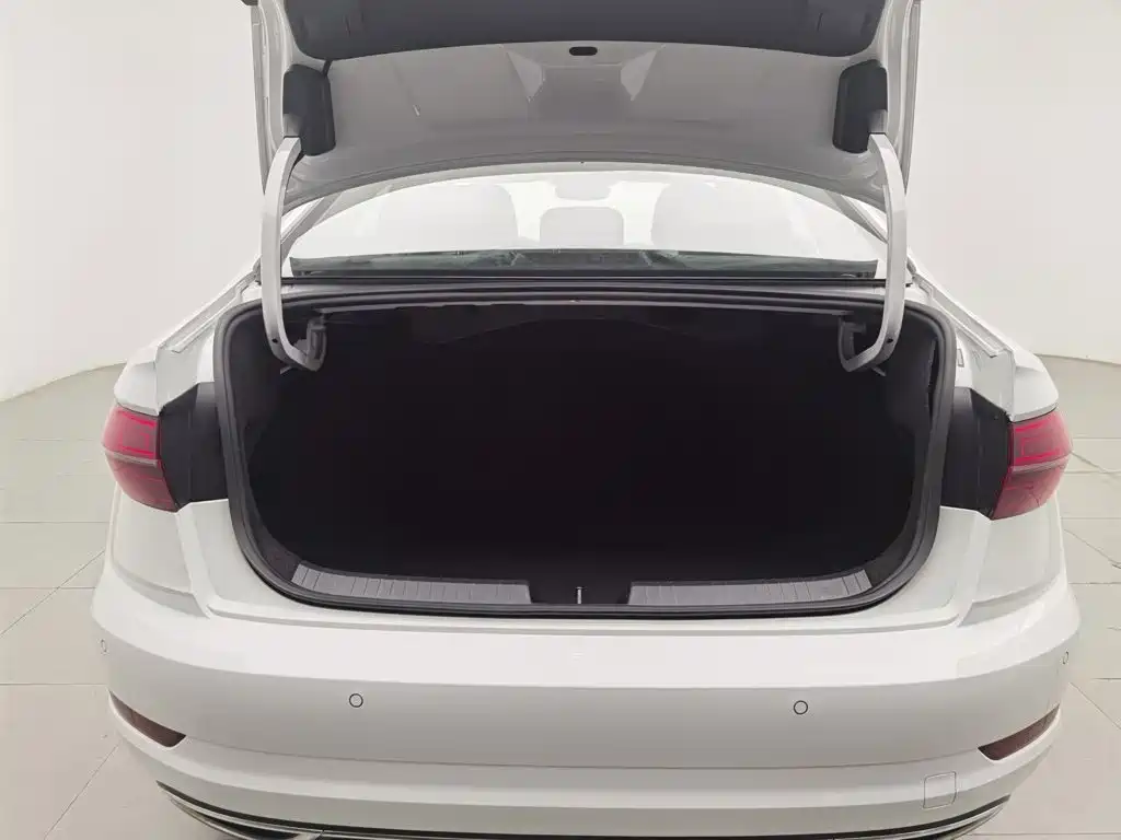 Volkswagen Sagitar, миниатюра 16