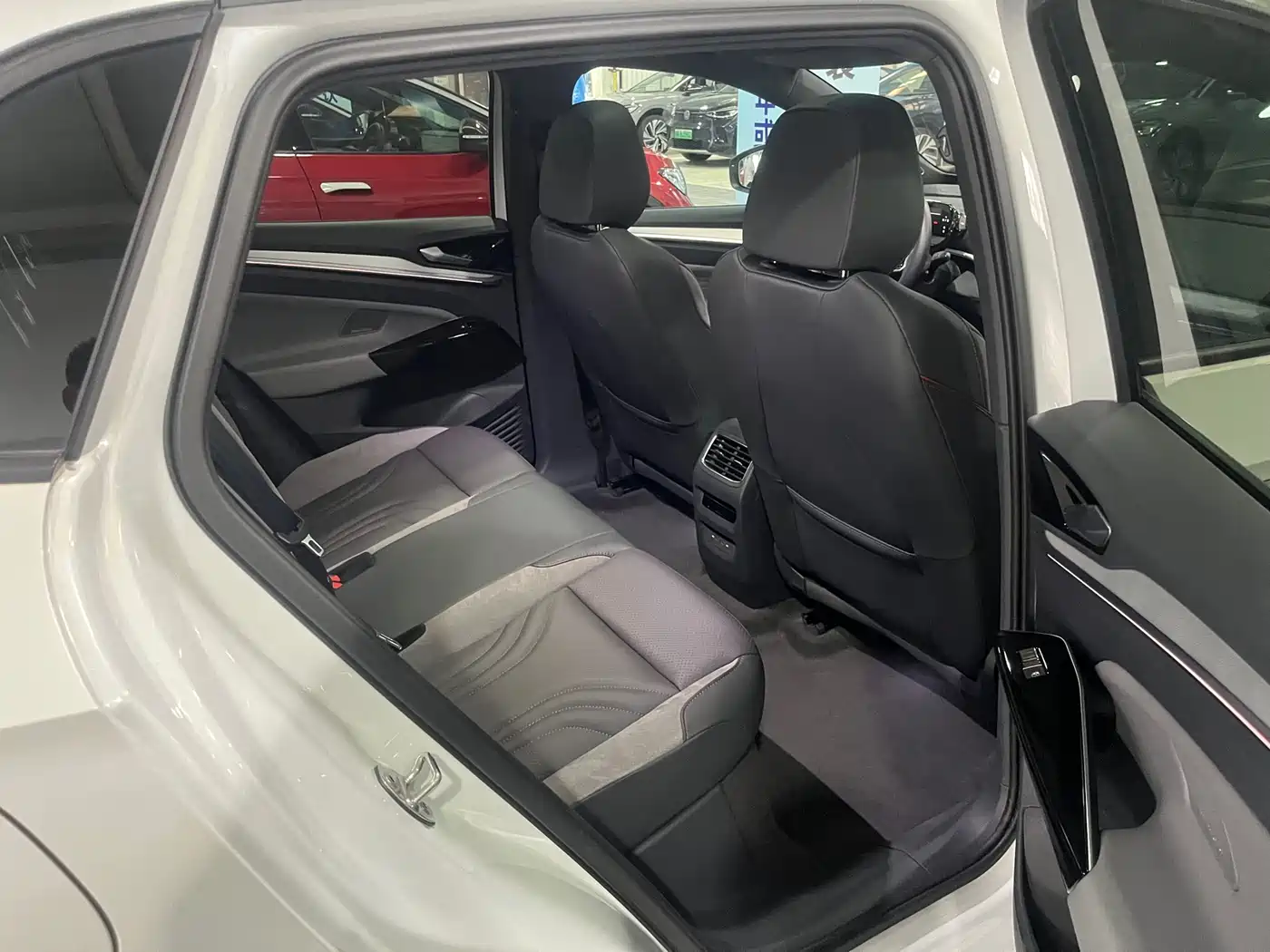 VOLKSWAGEN ID.4 CROZZ