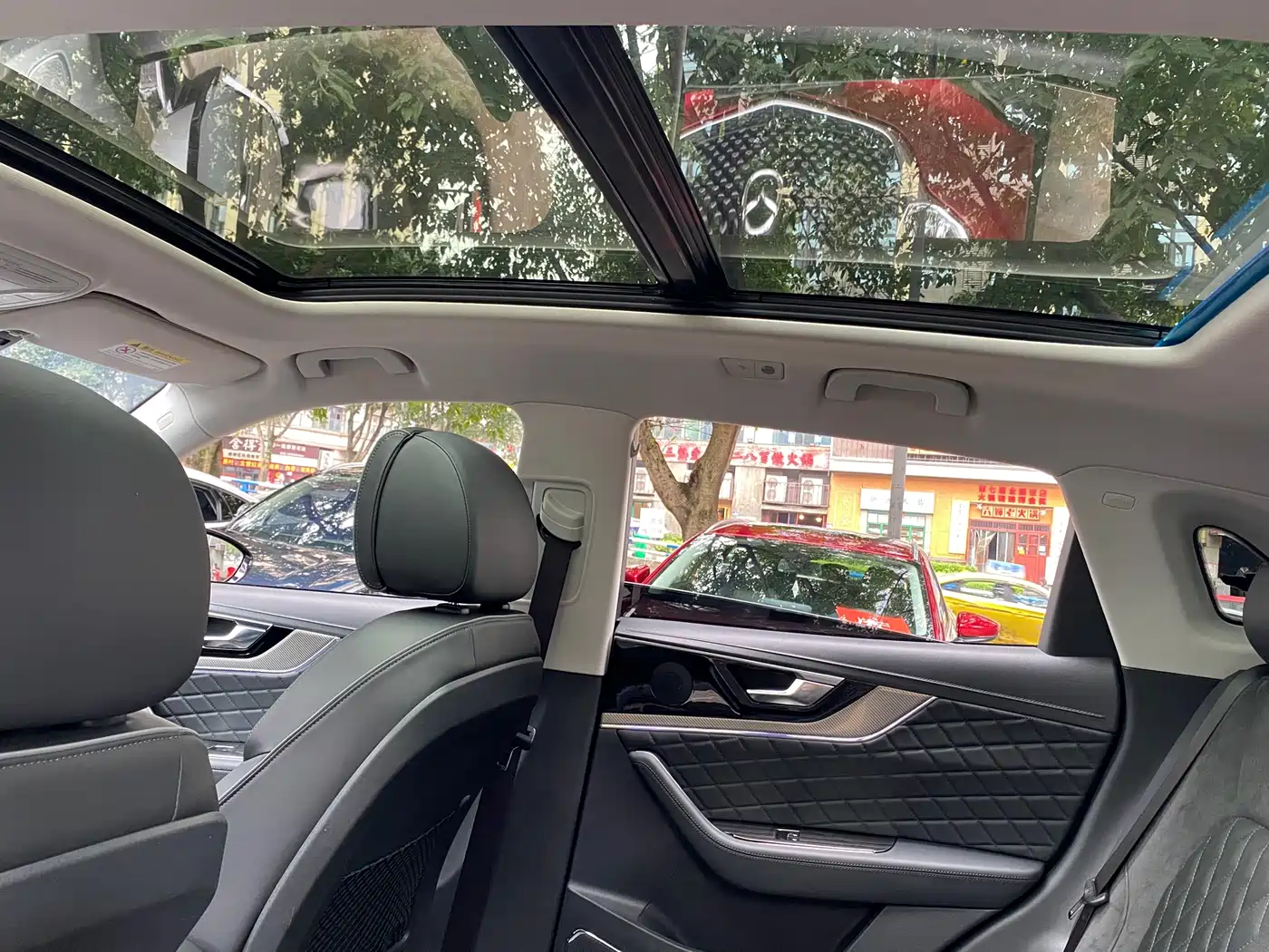 Hongqi HS5 2019 2.0T Smart Connect Enjoy 4WD Edition фото 12