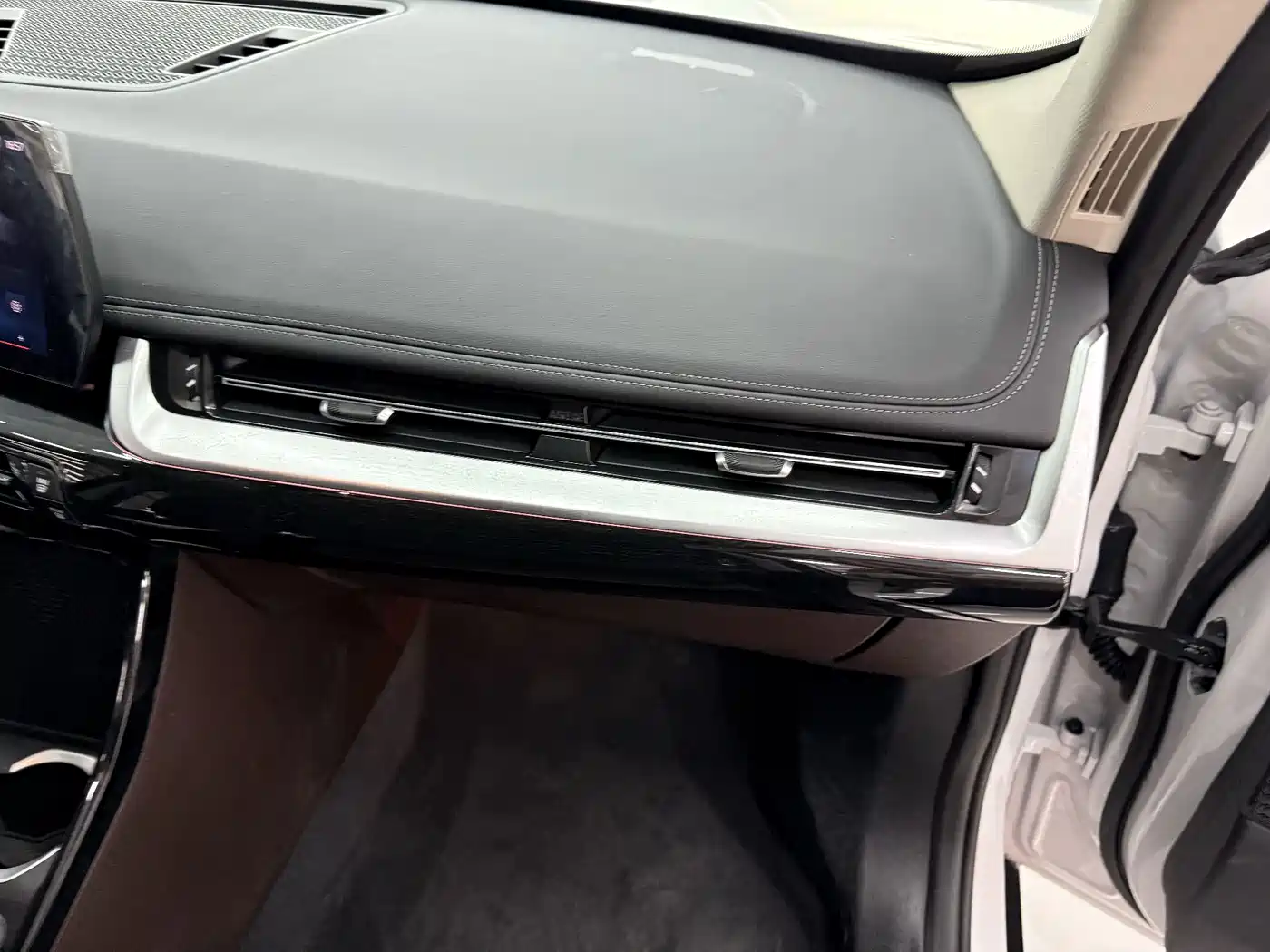 BMW iX1 2025 2023 eDrive25L X Design Package