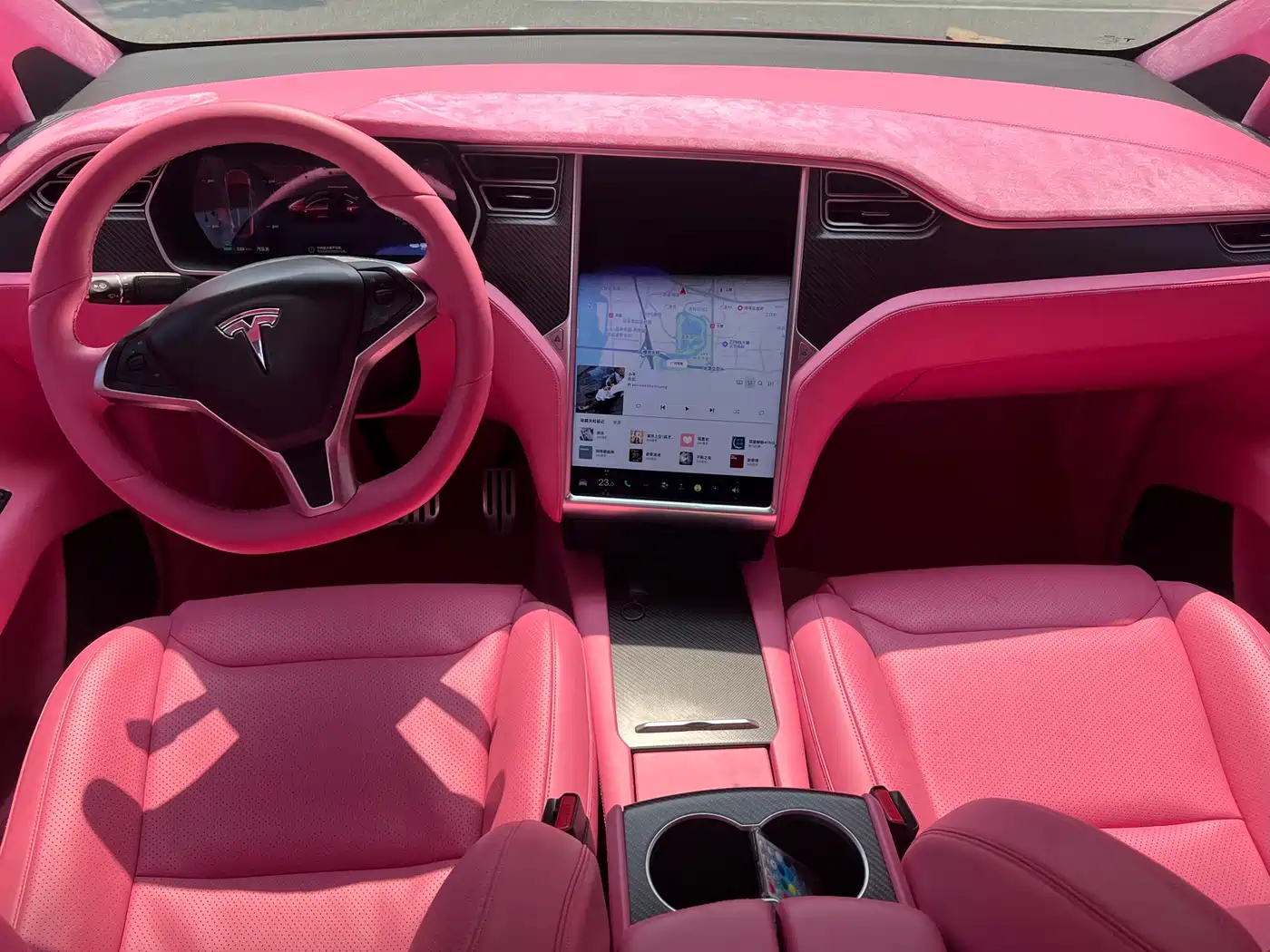 TESLA MODEL X