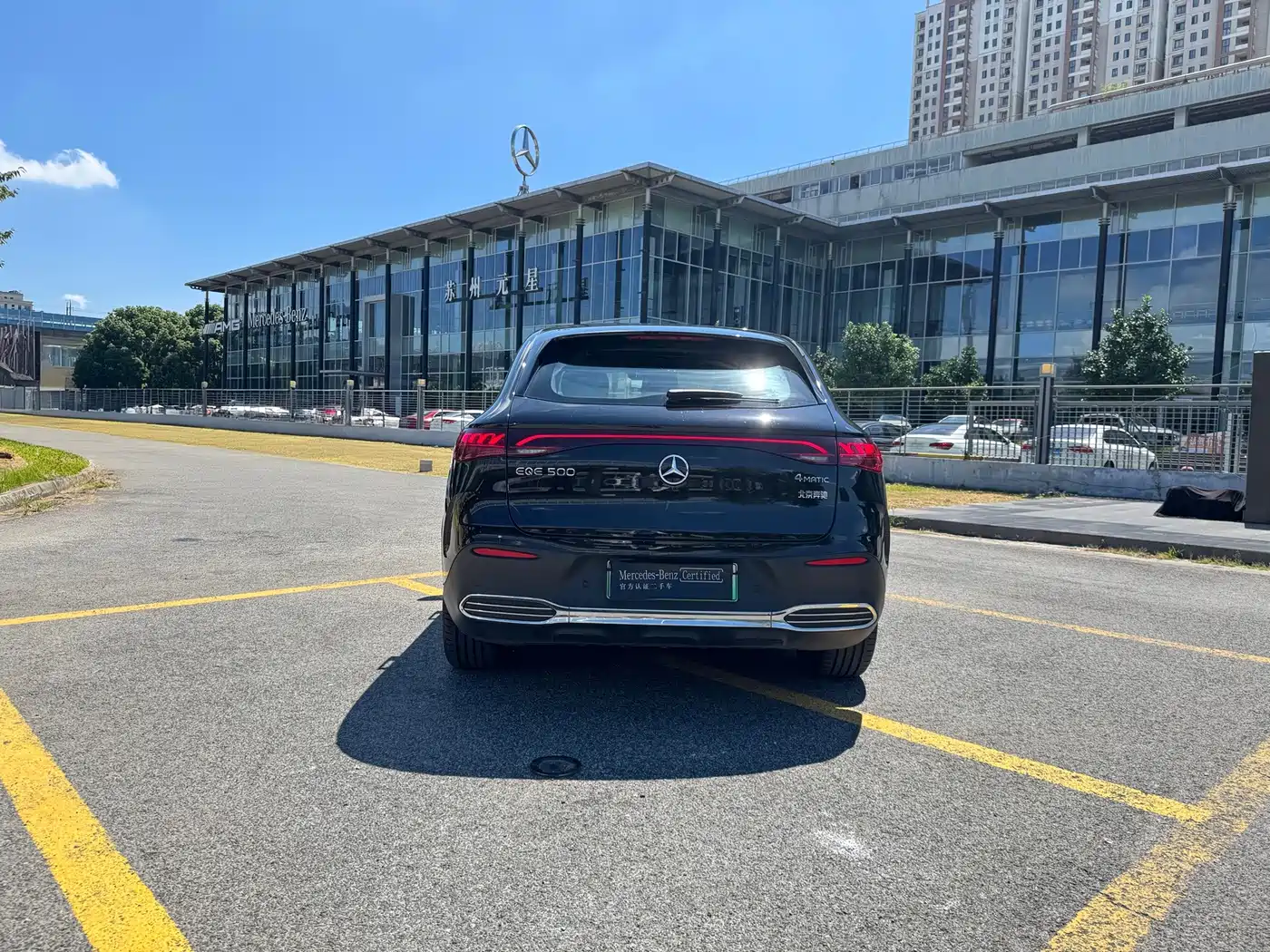 Mercedes-Benz EQE SUV 2025 2024 500 4MATIC Luxury Edition