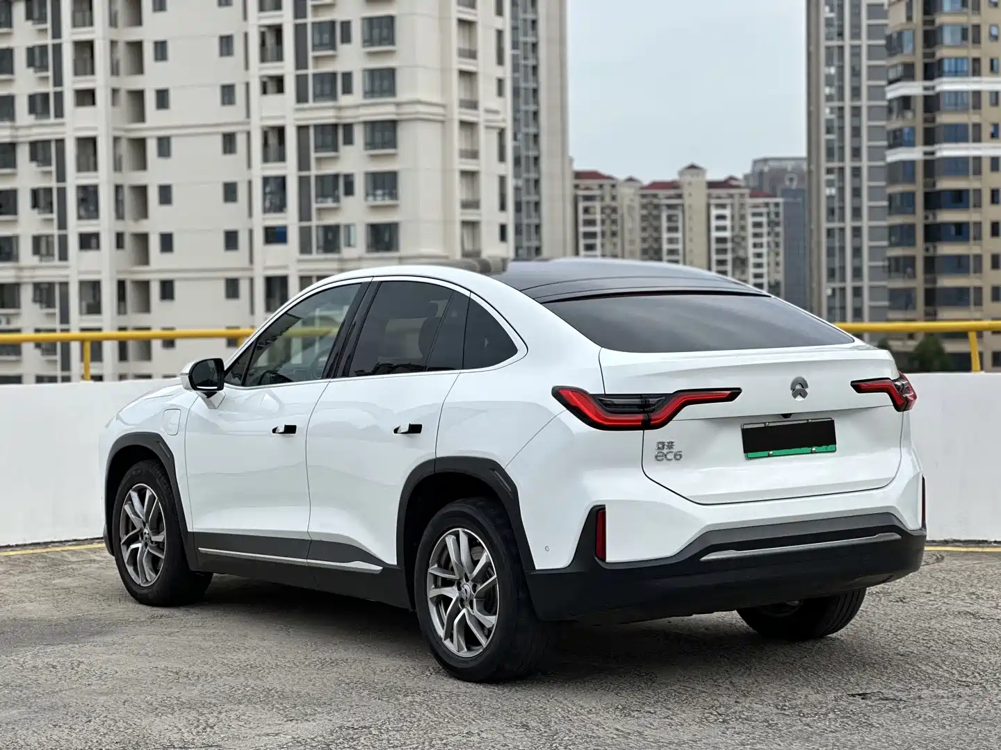 Фото 7 - NIO EC6