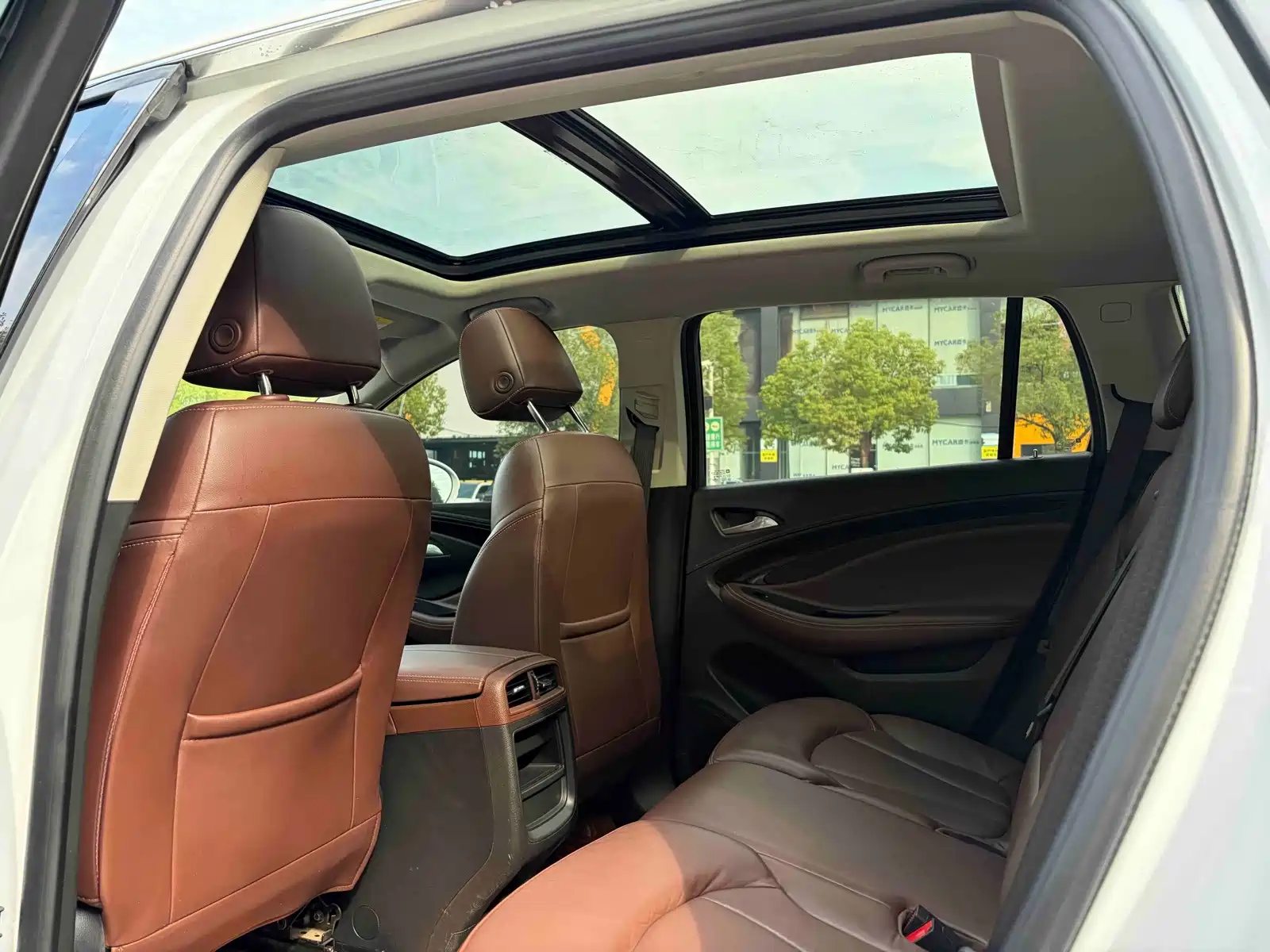 Фото 11 - Buick Envision Plus