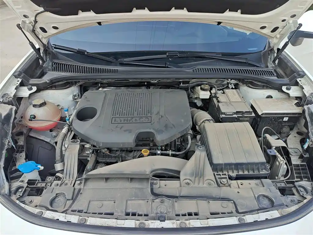 Lynk & Co 06 2023 Remix 1.5T Power Pro фото 20