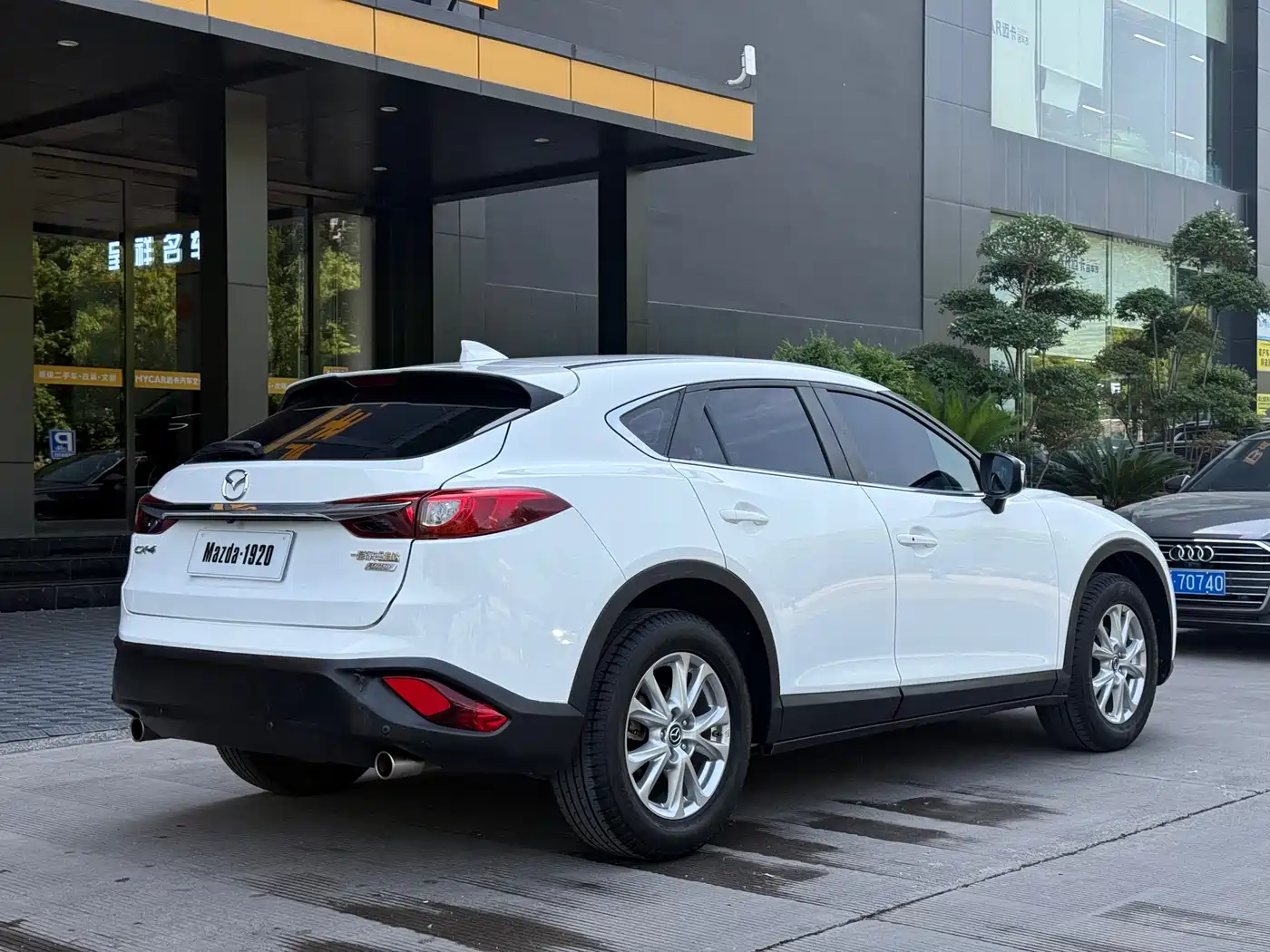 Фото 6 - Mazda CX-4