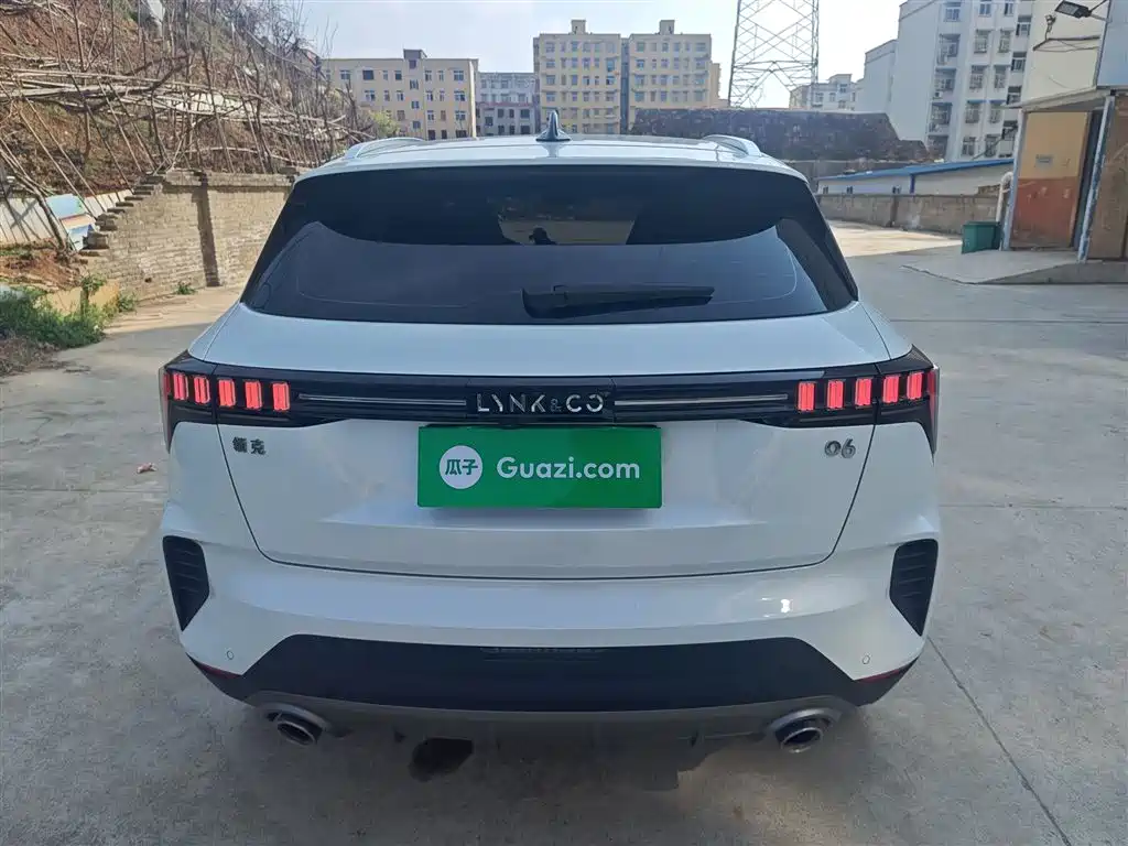 Lynk & Co 06 2023 Remix 1.5T Power Pro фото 6