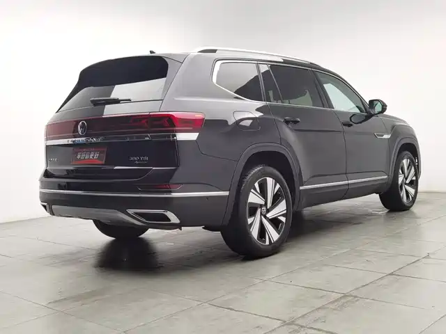 Volkswagen Teramont 2023 Facelift 380TSI AWD Prestige Luxury — фото 2