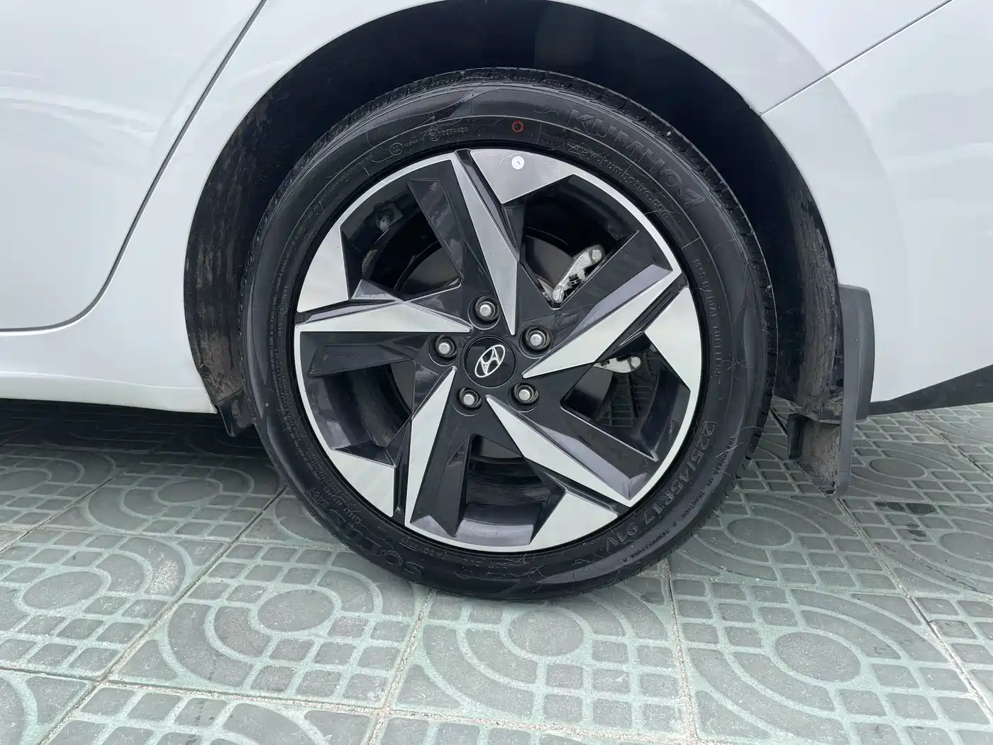 Hyundai Elantra 2022 1.5L CVT GLX Elite Edition фото 16