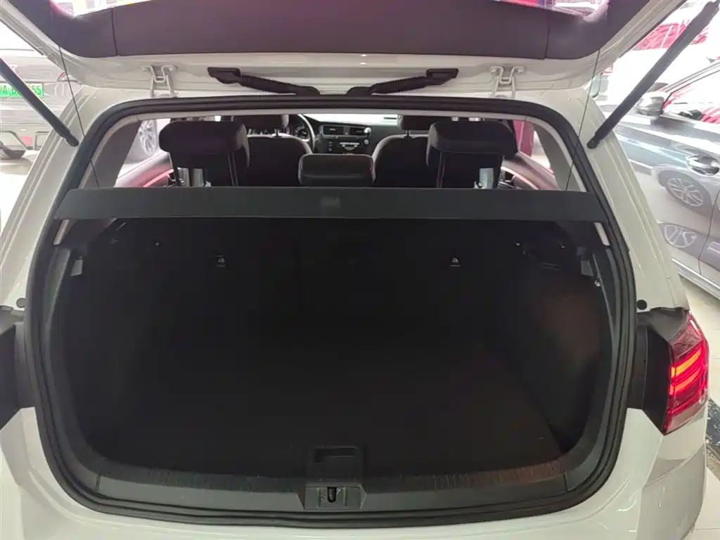 Volkswagen Golf 2019 280TSI DSG Comfort (China V) фото 19