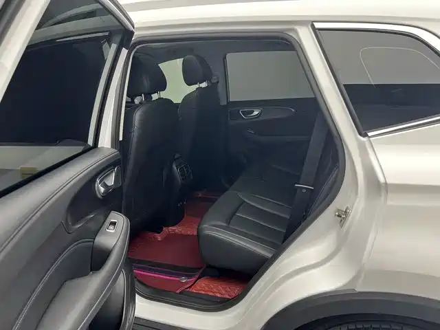 Roewe RX5 2025 2025 PLUS 330TGI Auto Trend-Setting Smart Edition