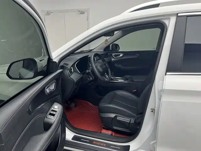 Roewe RX5 2025 2025 PLUS 330TGI Auto Trend-Setting Smart Edition