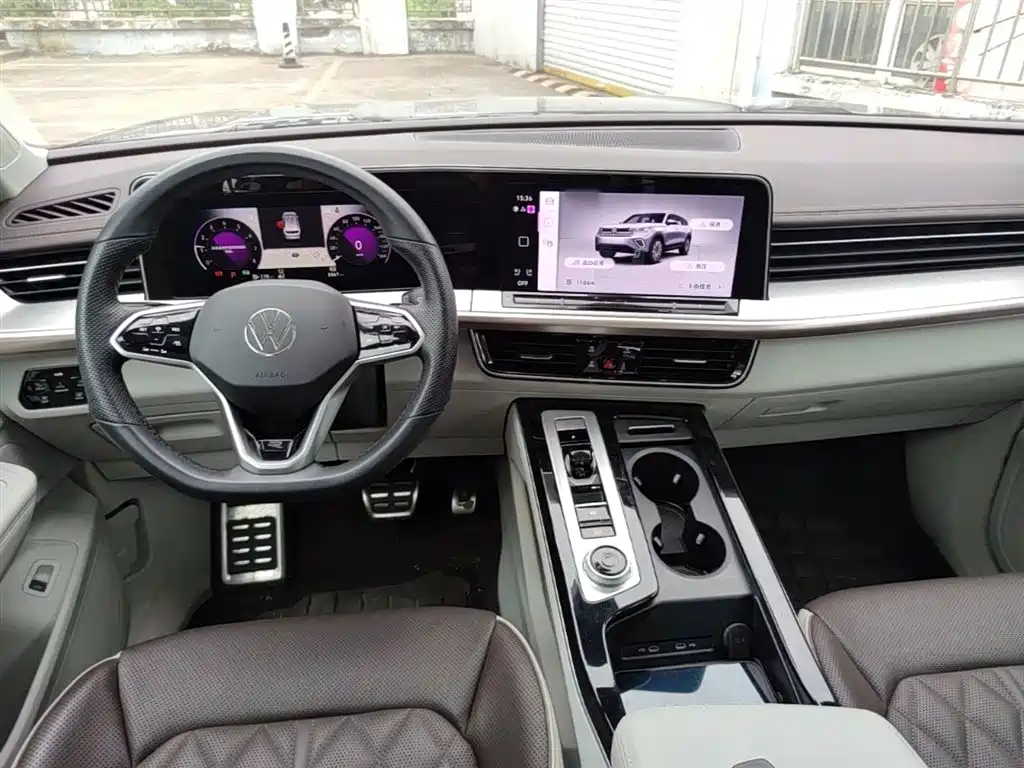 Volkswagen Talagon 2023 380TSI 4WD R-Line Touring Edition фото 10