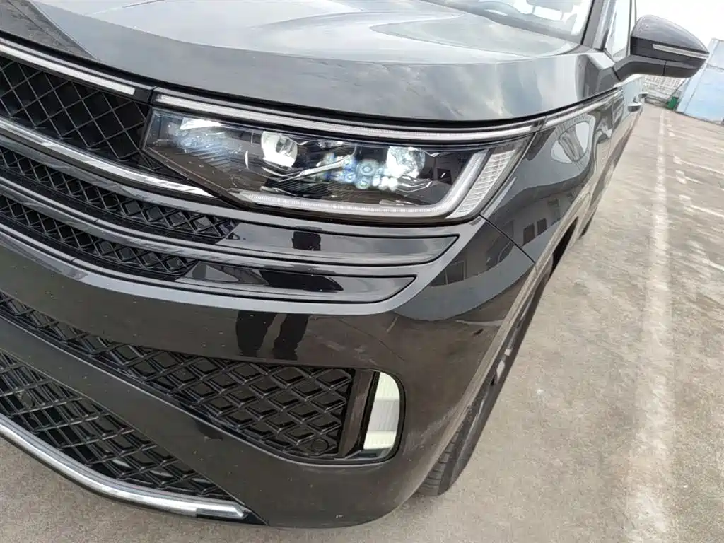 Volkswagen Talagon 2023 380TSI 4WD R-Line Touring Edition фото 24