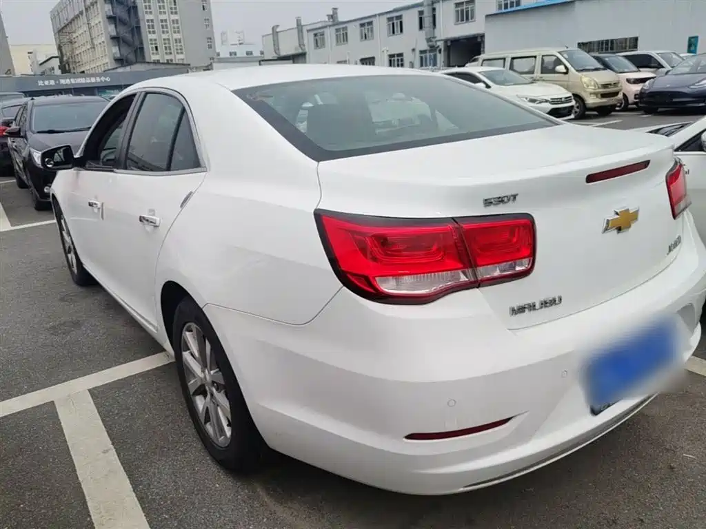 Chevrolet Malibu 2018 530T Automatic Luxury Edition фото 5