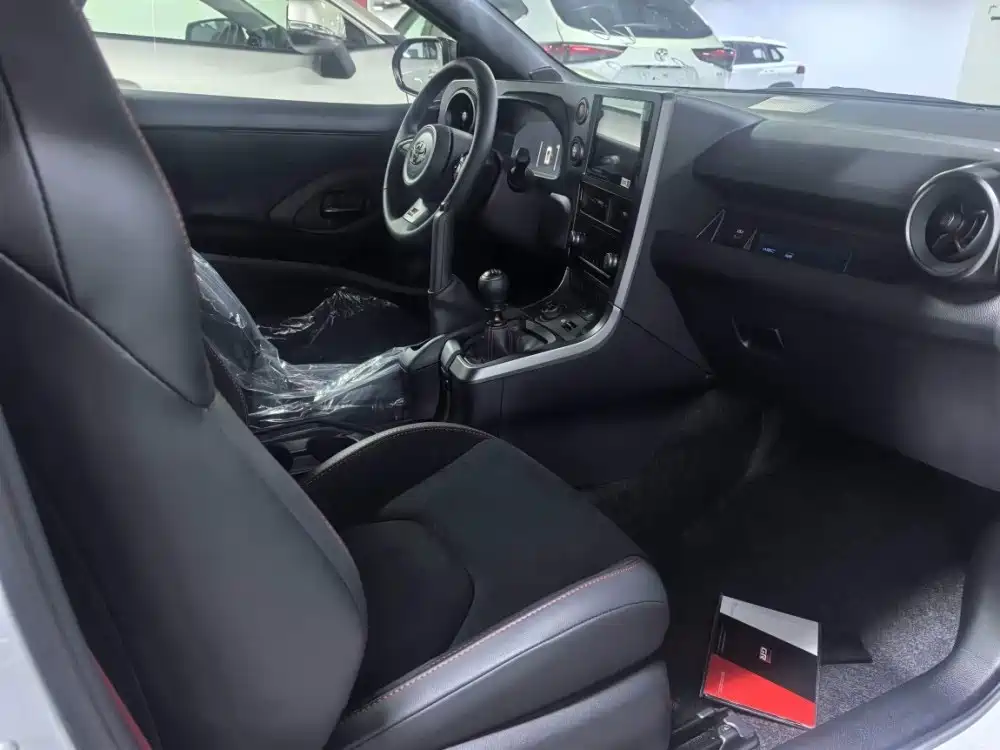 Toyota GR YARIS 2024 GR Evolution Edition фото 4